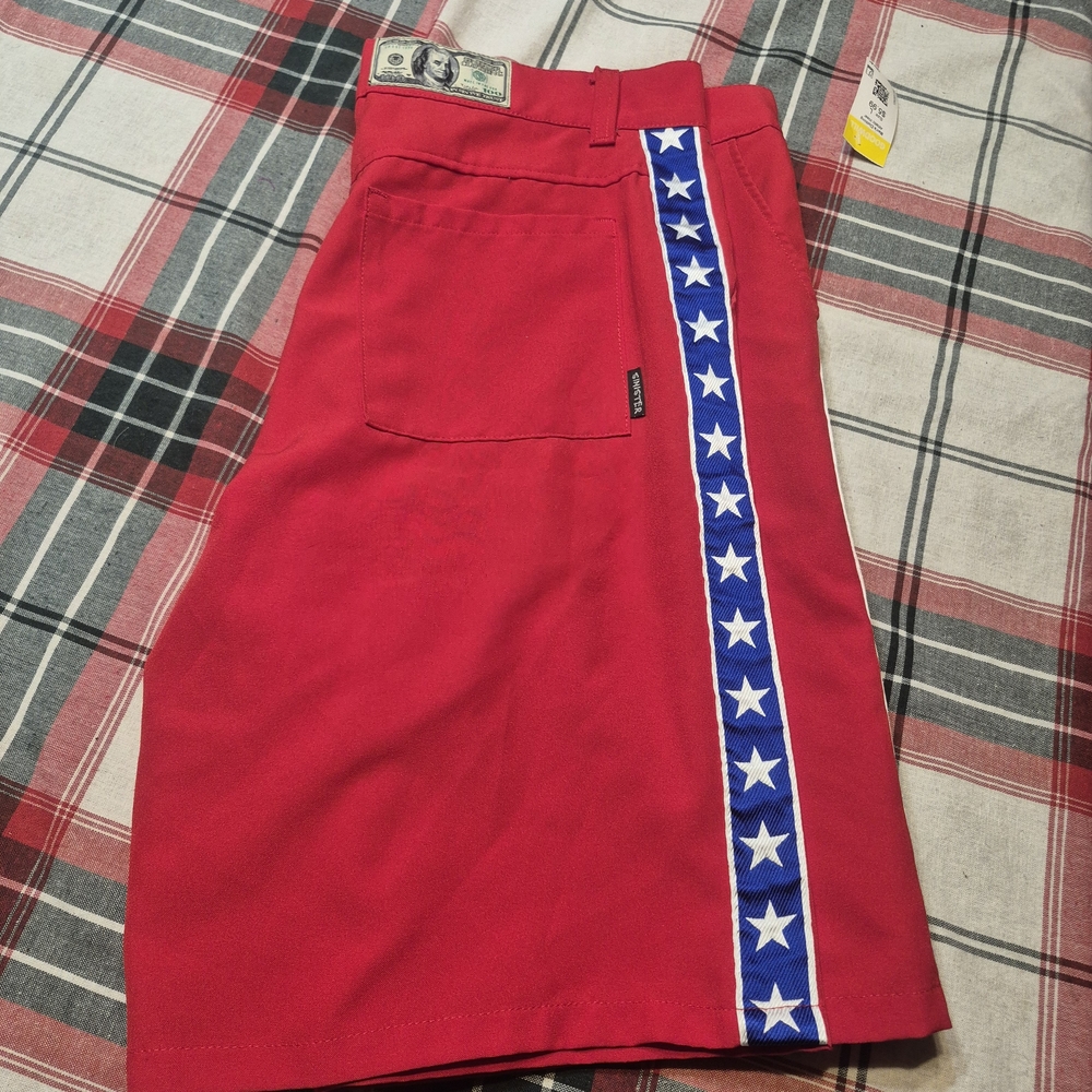 Red Star-Patterned Mens Shorts